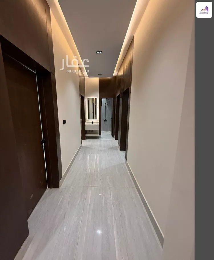 دور للبيع في شارع رقم 74, حي الندوة, مدينة الرياض, منطقة الرياض صورة 4