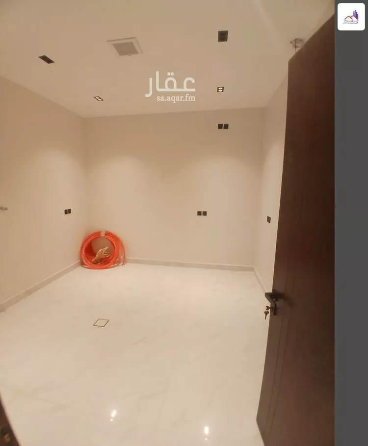 دور للبيع في شارع الثعيليبة, حي الجنادرية, مدينة الرياض, منطقة الرياض 7