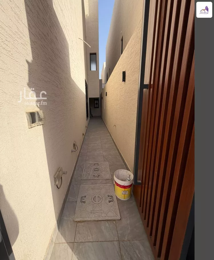 فيلا للبيع في شارع 118 العقيق, حي الرمال, مدينة الرياض, منطقة الرياض 12