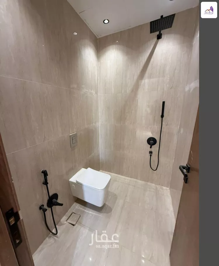 فيلا للبيع في شارع الزهور, حي الرمال, مدينة الرياض, منطقة الرياض 7