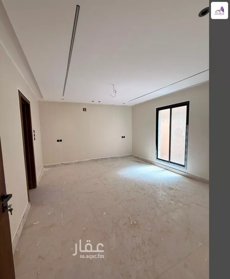 Floor for Sale in Riyadh Al Janadriyah 10