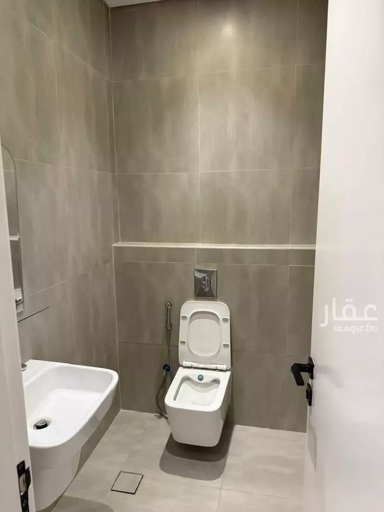 شقة للإيجار في شارع 1553820, حي البحر, مدينة الخبر, المنطقة الشرقية صورة 5