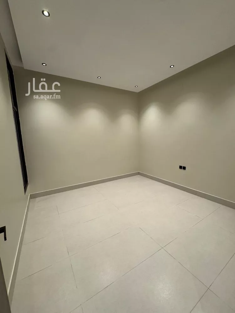 دور للبيع في شارع بعلبك, حي النهضة, مدينة الرياض, منطقة الرياض صورة 4