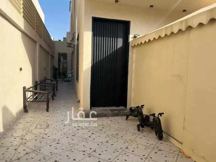 دور للبيع في شارع الربيع بن عبدالله, حي طويق, مدينة الرياض, منطقة الرياض صورة 4