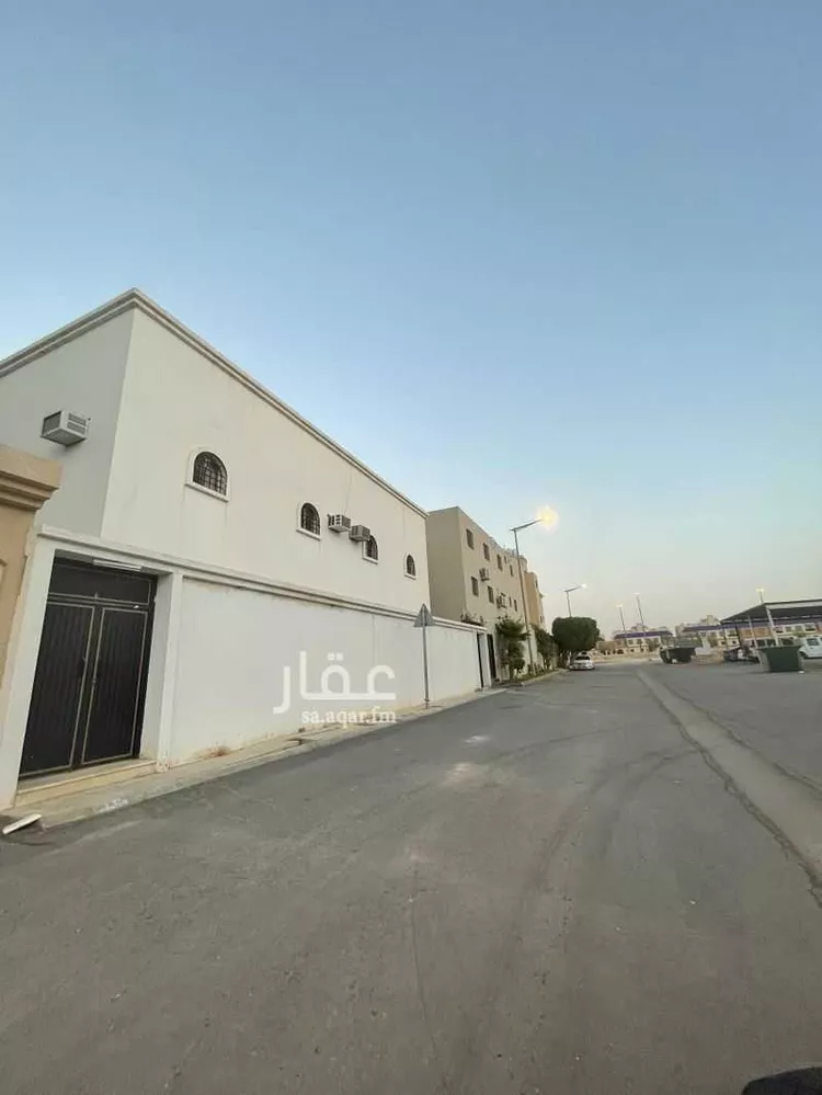 فيلا للبيع في شارع محمد بن علي الحنفي, حي طويق, مدينة الرياض, منطقة الرياض 8