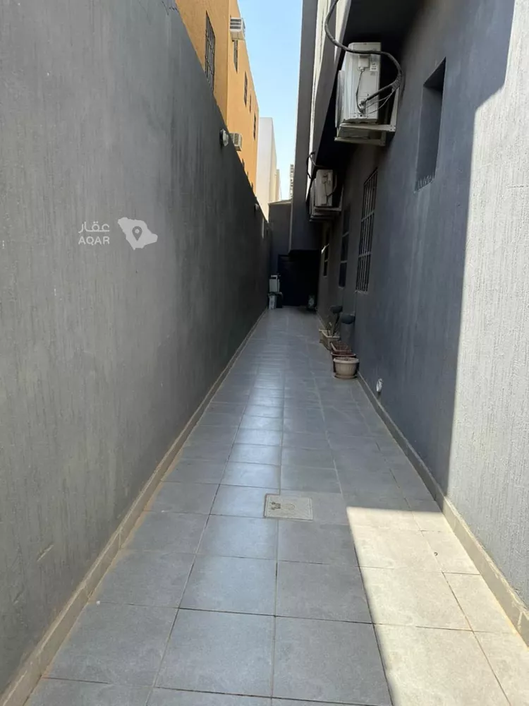 فيلا للبيع في شارع محمد بن يوسف الكشي, حي الرمال, مدينة الرياض, منطقة الرياض 8