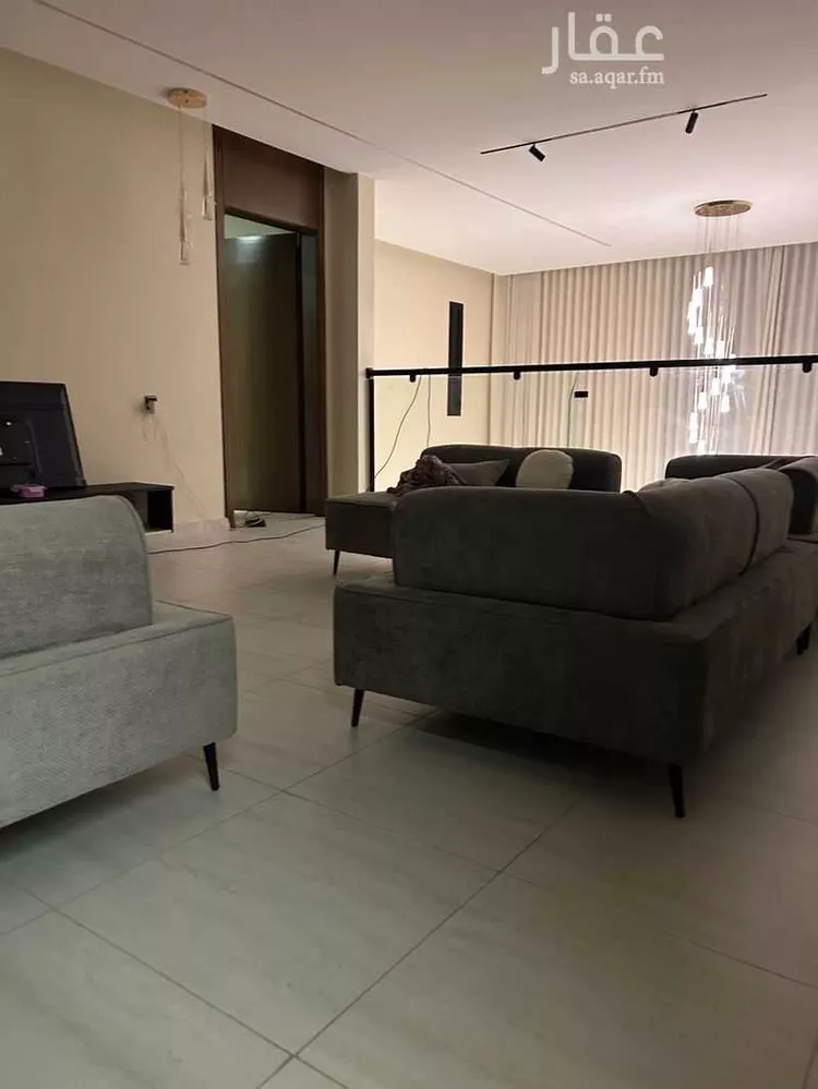 فيلا للبيع في شارع تفسير ابن مالك ، حي الحلقة الغربية ، الطائف ، الطائف صورة 3