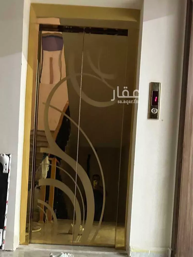 عمارة للبيع في شارع تفسير ابن مالك ، حي الحلقة الغربية ، الطائف ، الطائف صورة 2