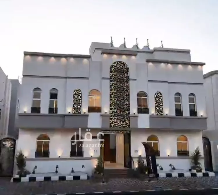 فيلا للبيع في شارع حصن ناعط, حي الواسط, مدينة الطائف, منطقة مكة المكرمة