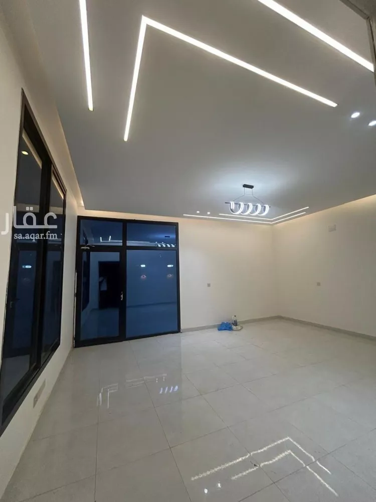 فيلا للبيع في شارع الإسكان 5, حي الإسكان, مدينة صامطه, منطقة جازان صورة 5