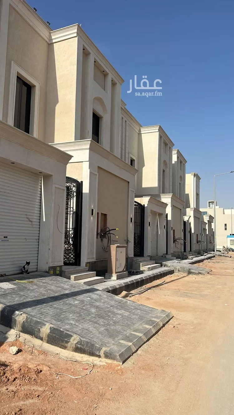 دور للبيع في شارع رقم 40, حي الندوة, مدينة الرياض, منطقة الرياض صورة 4