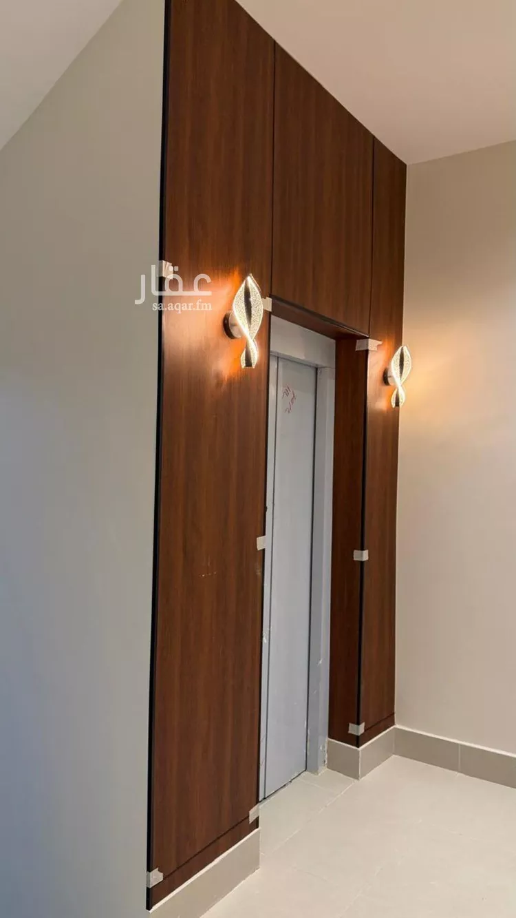 Floor for Sale in Riyadh Al Janadriyah صورة 3