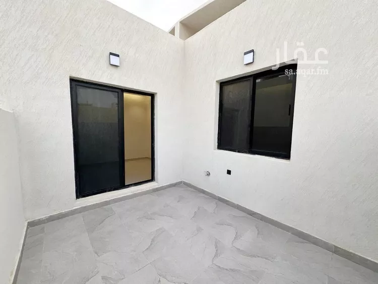 Floor for Sale in Riyadh Tuwaiq صورة 3