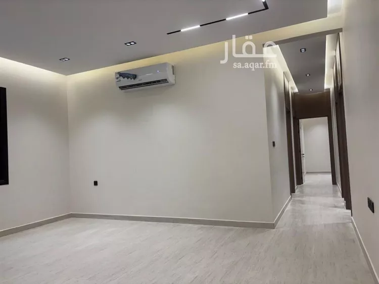 Floor for Sale in Riyadh Al Janadriyah 6