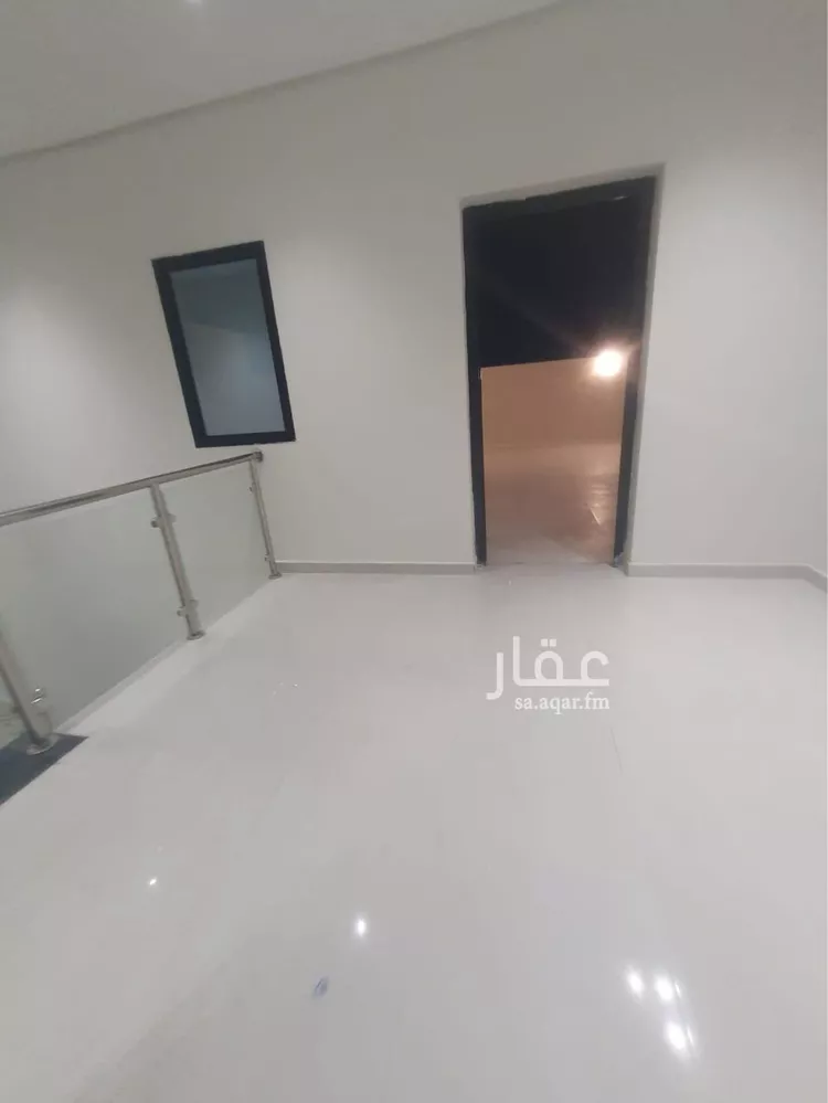 فيلا للبيع في شارع الامام الترمذي, حي أحد, مدينة الدمام, المنطقة الشرقية صورة 2