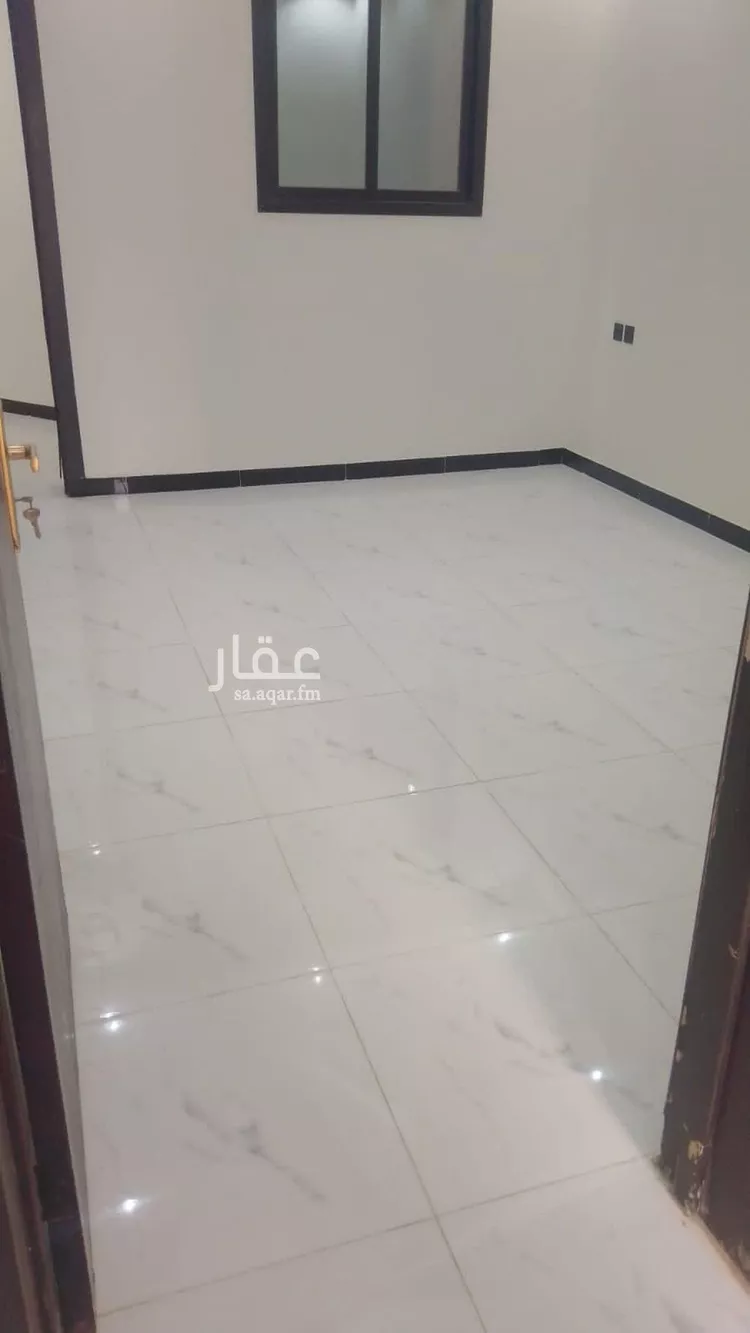 دور للبيع في شارع محمد كامل القصاب, حي المرجان, مدينة الرياض, منطقة الرياض صورة 4