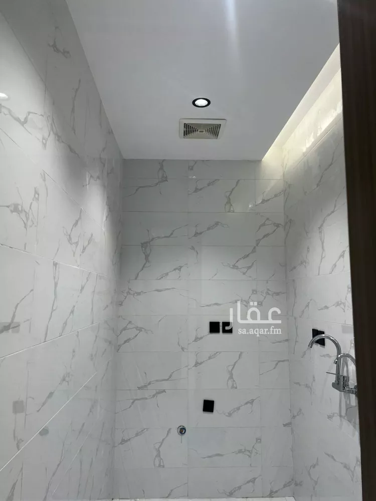 Villa for Sale in Ahad al Masarihah Abu Hajar