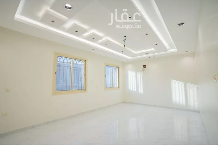 دور للبيع في شارع شارع الحسن البصري, حي الربوة, مدينة أبها, منطقة عسير صورة 4