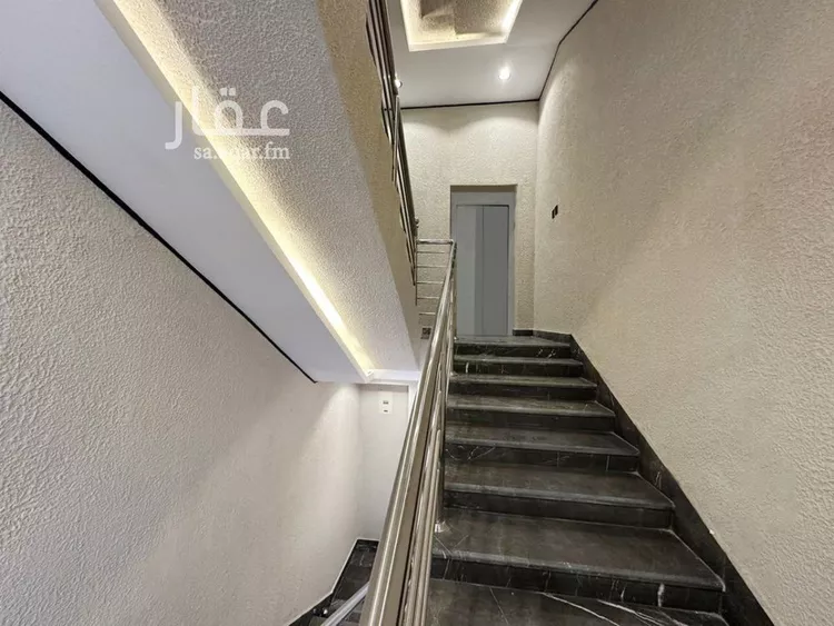 Floor for Sale in Riyadh Tuwaiq صورة 2