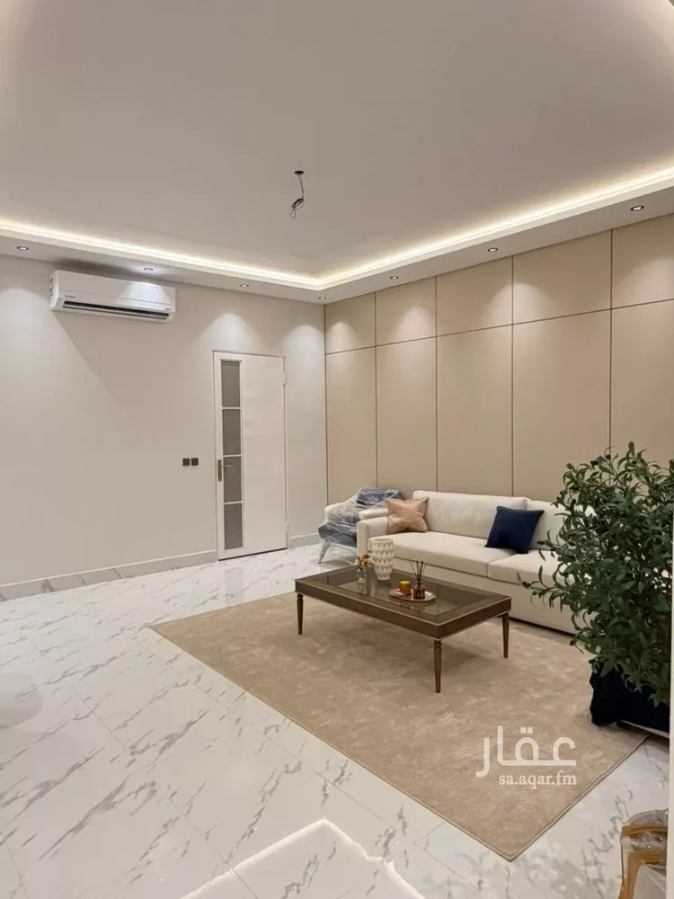 دور للبيع في شارع حسن مشاط, حي عكاظ, مدينة الرياض, منطقة الرياض صورة 2