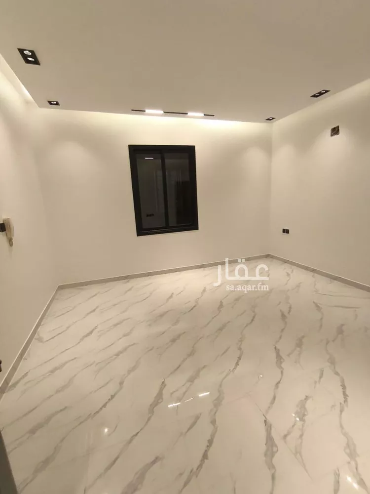 دور للبيع في شارع رقم 43, حي الندوة, مدينة الرياض, منطقة الرياض صورة 4