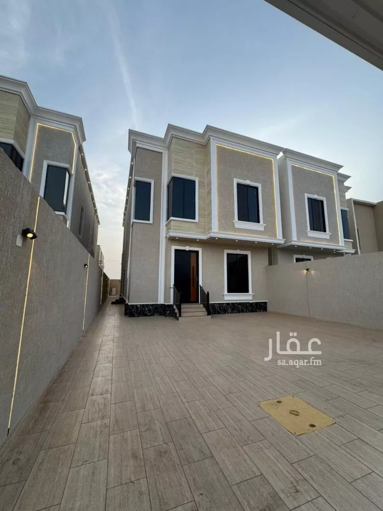 فيلا للبيع في شارع المهدج 357, حي المهدج, مدينة أبو عريش - أبو عريش, منطقة جازان صورة 2