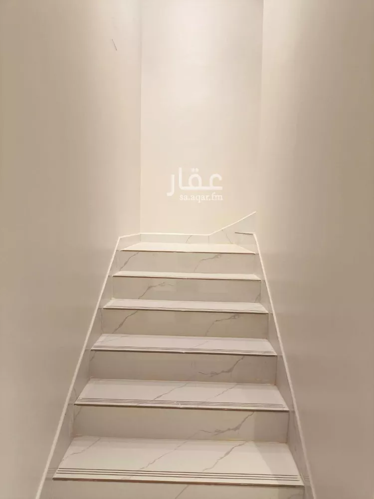 فيلا للبيع في شارع جعفر بن ثوابة, حي الرمال, مدينة الرياض, منطقة الرياض صورة 2
