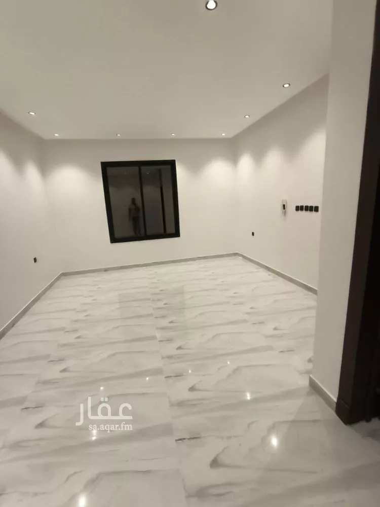 دور للبيع في شارع إبراهيم الفهري, حي الرمال, مدينة الرياض, منطقة الرياض صورة 3