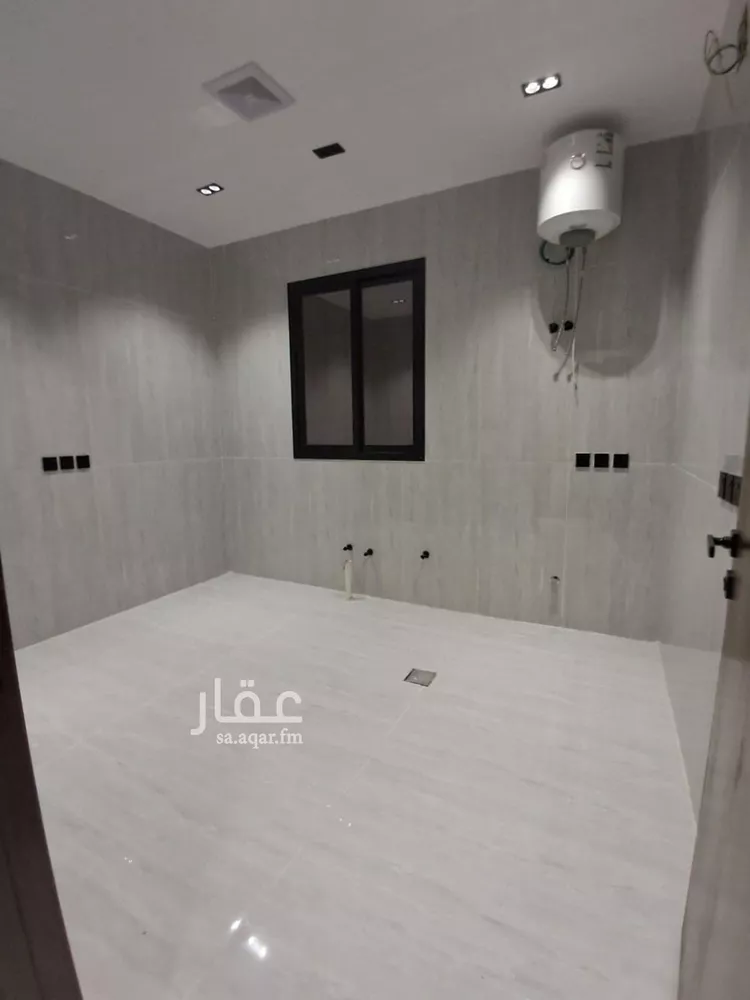 دور للبيع في شارع خريص, حي الندوة, مدينة الرياض, منطقة الرياض صورة 5