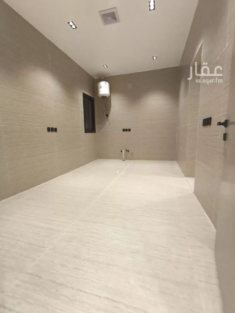 دور للبيع في شارع رقم 9, حي الندوة, مدينة الرياض, منطقة الرياض صورة 4