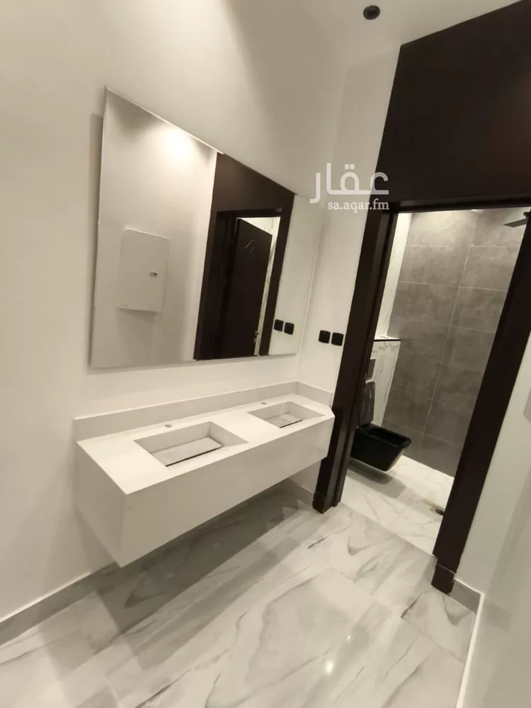 دور للبيع في شارع علي الهاشمي, حي الرمال, مدينة الرياض, منطقة الرياض صورة 4