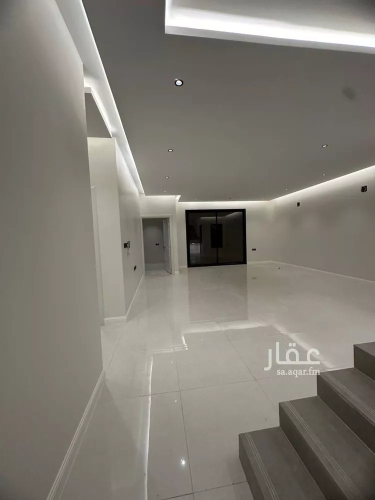 فيلا للبيع في شارع الكرخ, حي الخليج, مدينة الرياض, منطقة الرياض صورة 2