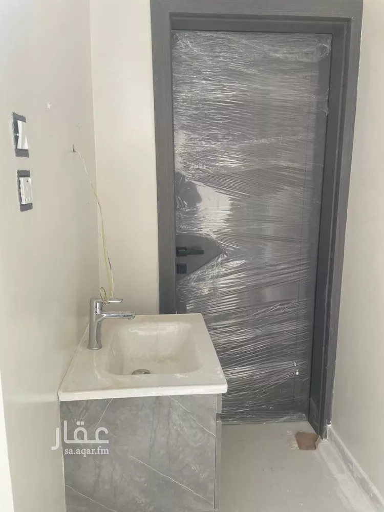 فيلا للبيع في شارع محمد بن عقيل, حي اليرموك, مدينة الخرج, منطقة الرياض صورة 4