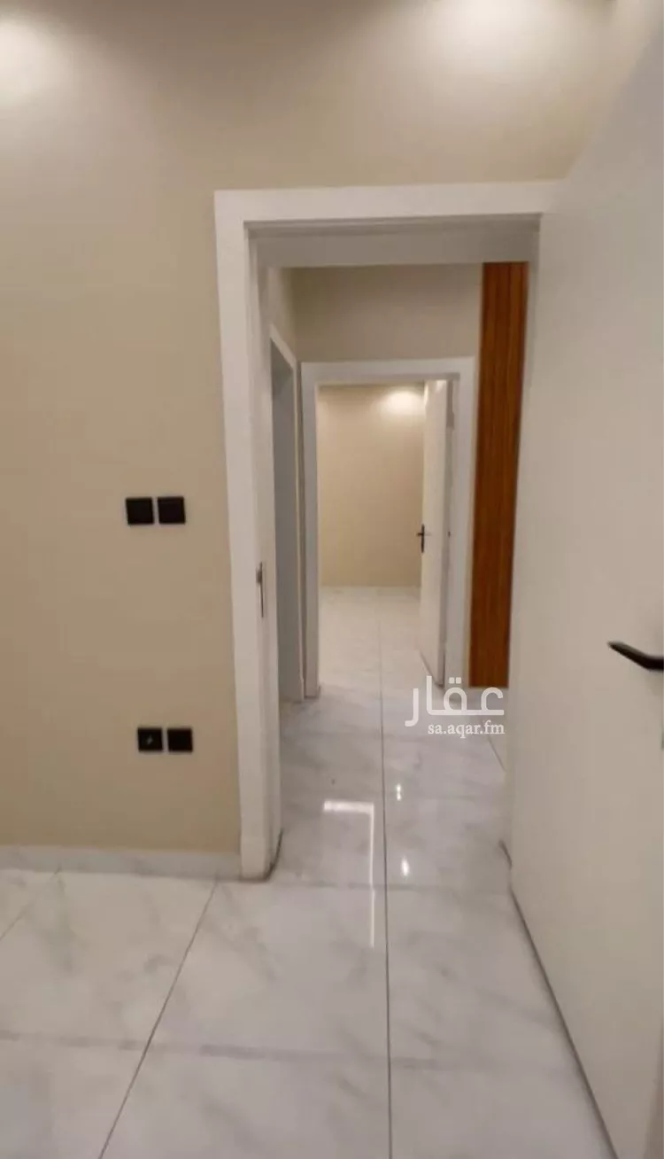 شقة للبيع في شارع عبد الله بن ورقاء بن جناده, حي مريخ, مدينة جدة, منطقة مكة المكرمة صورة 3