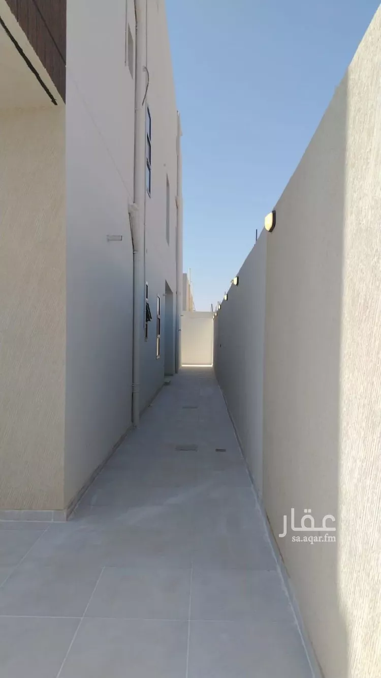 فيلا للبيع في شارع الامام الديلمي, حي الشفاء, مدينة تبوك, منطقة تبوك 6