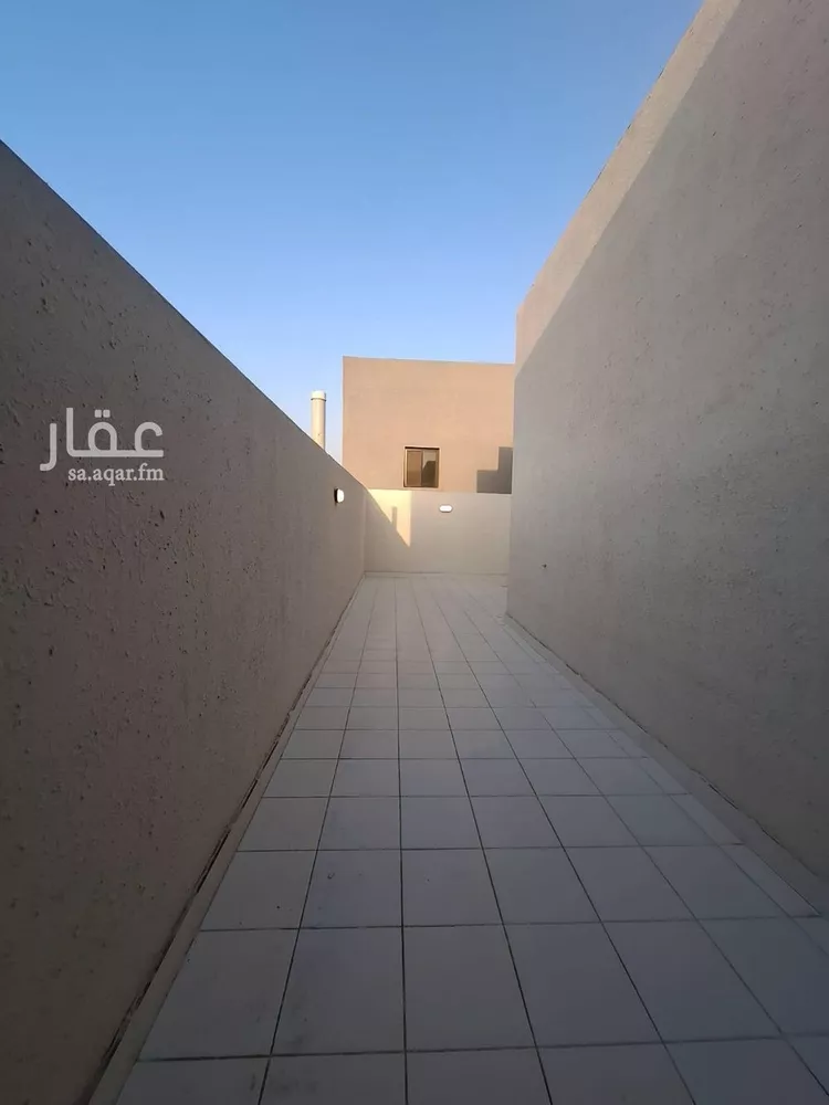 دور للبيع في شارع عبد السلام اللخمي, حي الرحمانية, مدينة جدة, منطقة مكة المكرمة صورة 3