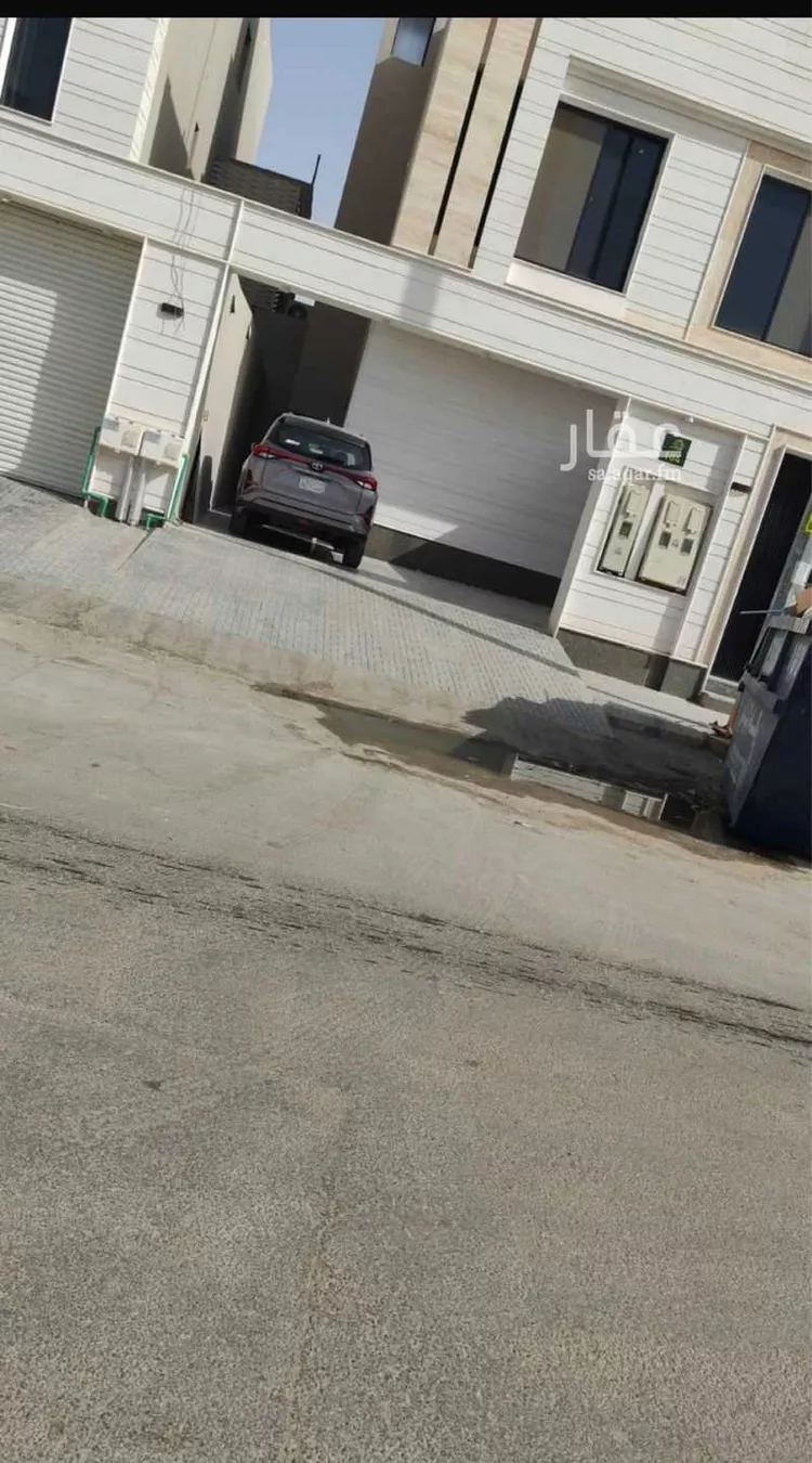 دور للبيع في شارع الشوبك ، حي السعادة ، الرياض ، منطقة الرياض صورة 2