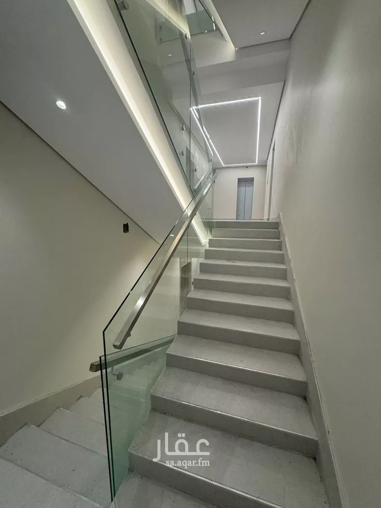عمارة للإيجار في شارع عبدالرحمن الناصر, حي الملك فيصل, مدينة الرياض, منطقة الرياض