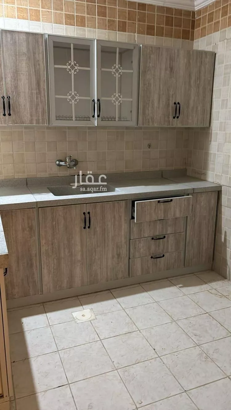 شقة للبيع في شارع ابو يزيد اللقيطي, حي الزهراء, مدينة جدة, منطقة مكة المكرمة