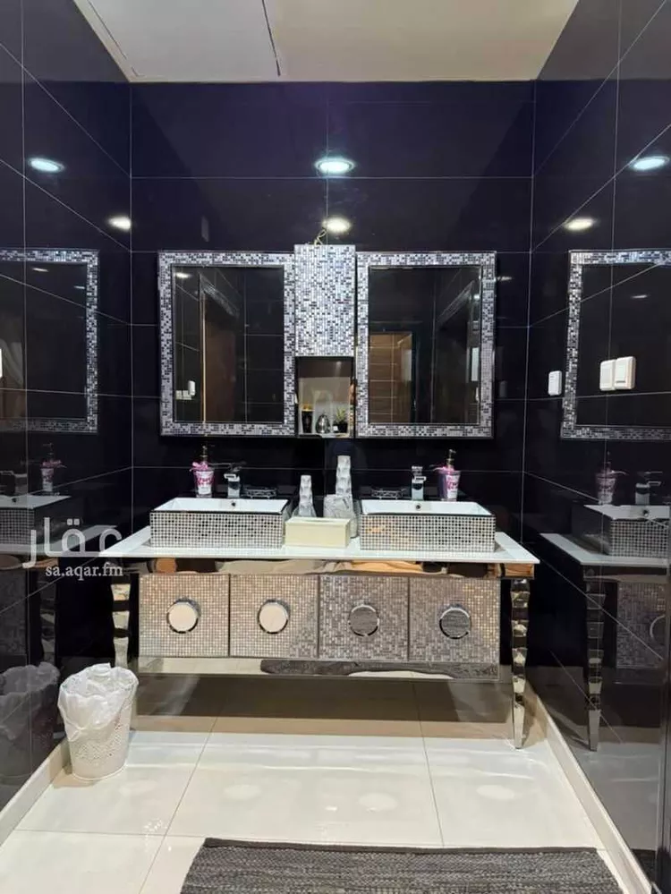 فيلا للإيجار في شارع أبو بكر القباني, حي طيبة, مدينة جدة, منطقة مكة المكرمة 1 صورة