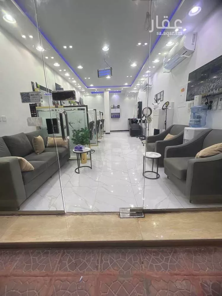 محل للبيع في شارع عبدالله بن سيف ، حي العقيق ، الرياض ، منطقة الرياض