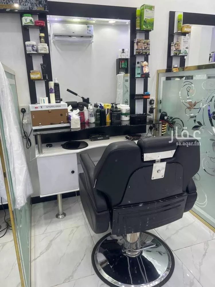 محل للبيع في شارع عبدالله بن سيف ، حي العقيق ، الرياض ، منطقة الرياض صورة 5