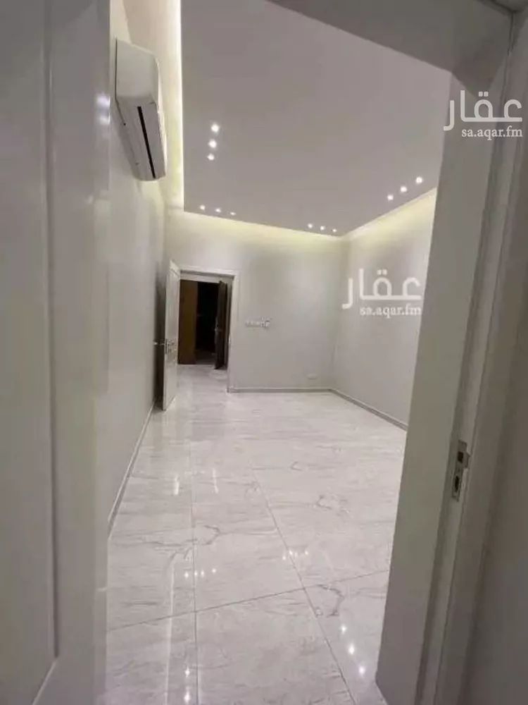 فيلا للإيجار في شارع أحمد بن عبدالله العجلي, حي العارض, مدينة الرياض, منطقة الرياض صورة 2