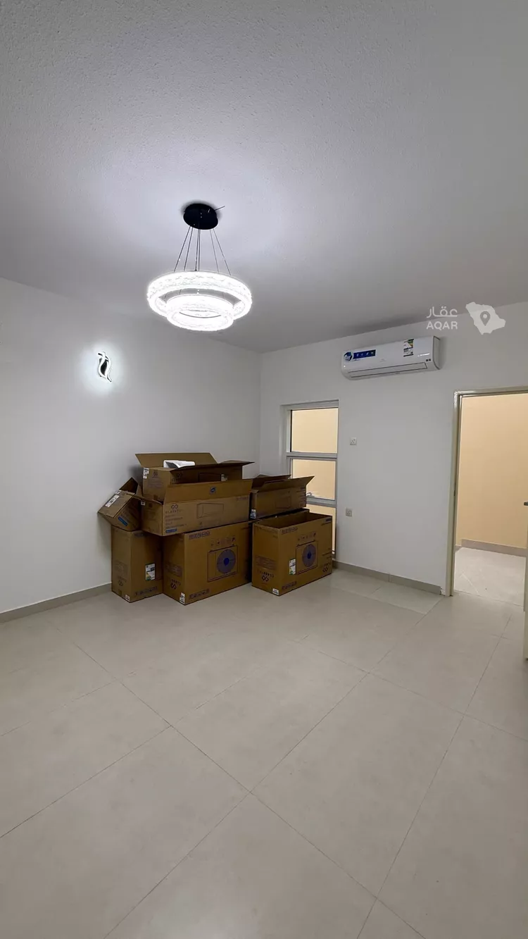Floor for Rent in Riyadh Al Wadi 2