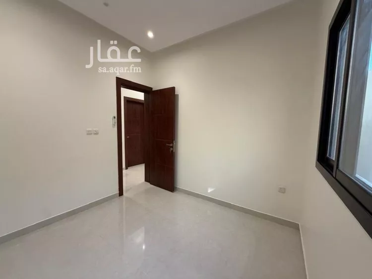 Floor for Rent in Riyadh Al Wadi صورة 2