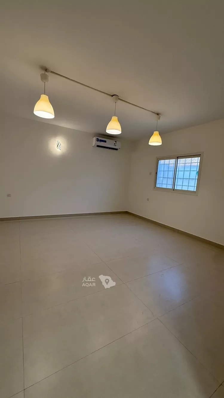 Floor for Rent in Riyadh Al Wadi 4