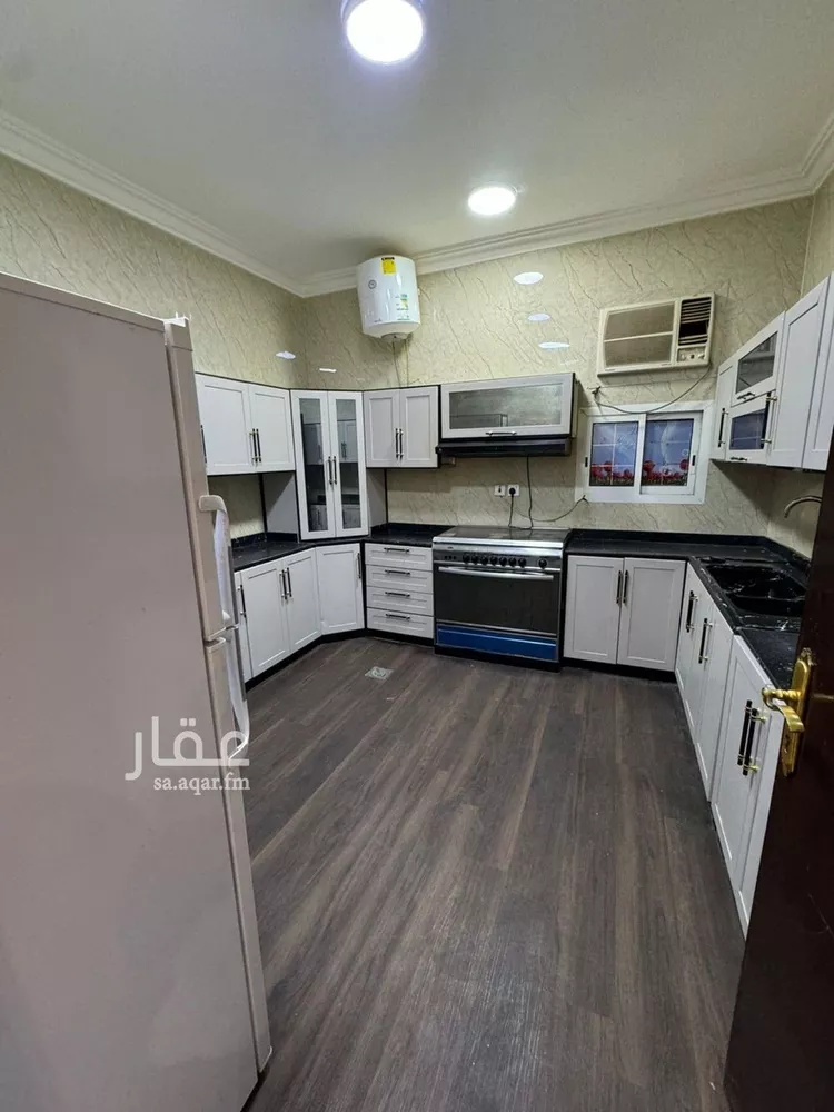 شقة للإيجار في شارع ابن الخياط, حي الحمراء, مدينة الرياض, منطقة الرياض صورة 3