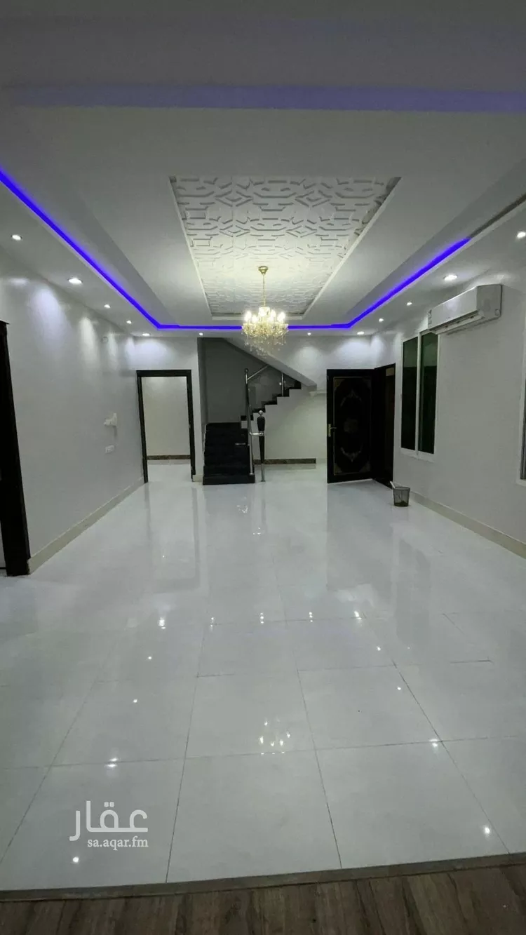 فيلا للإيجار في شارع أحمد بن أصبغ, حي الرمال, مدينة الرياض, منطقة الرياض