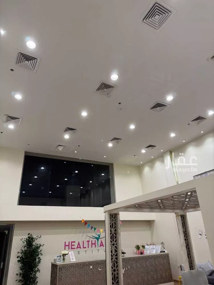 محل للإيجار في شارع طريق الخليج, حي الشاطئ الشرقي, مدينة الدمام, المنطقة الشرقية صورة 2