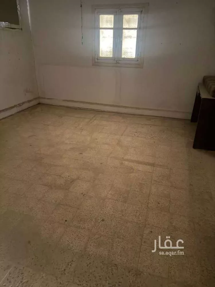 فيلا للإيجار في شارع الفاسي, حي الضباط, مدينة الرياض, منطقة الرياض صورة 4